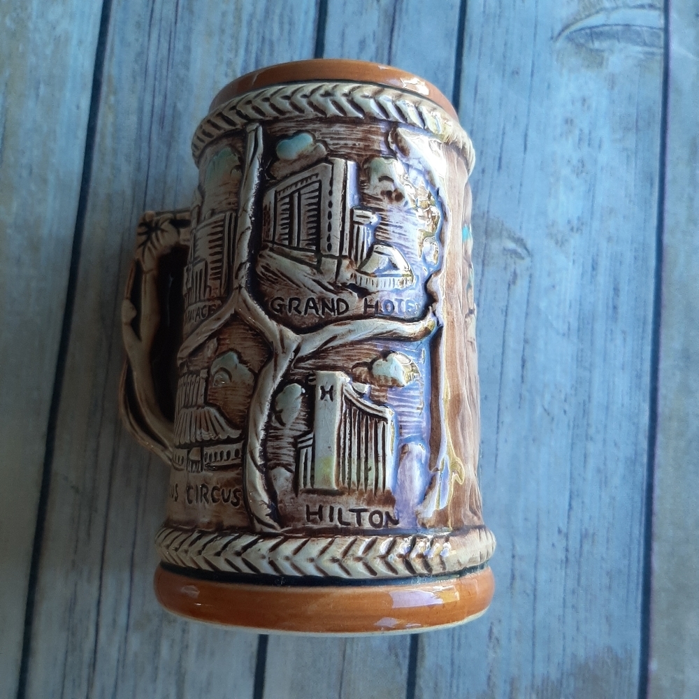VTG LAS VEGAS CERAMIC SOUVENIR MUG - Picture 15 of 16
